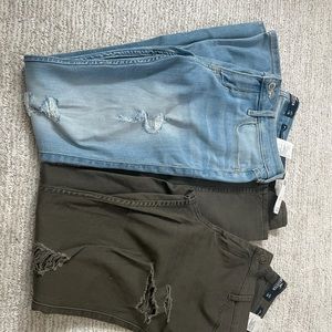 Hollister Jeans both are 5R!